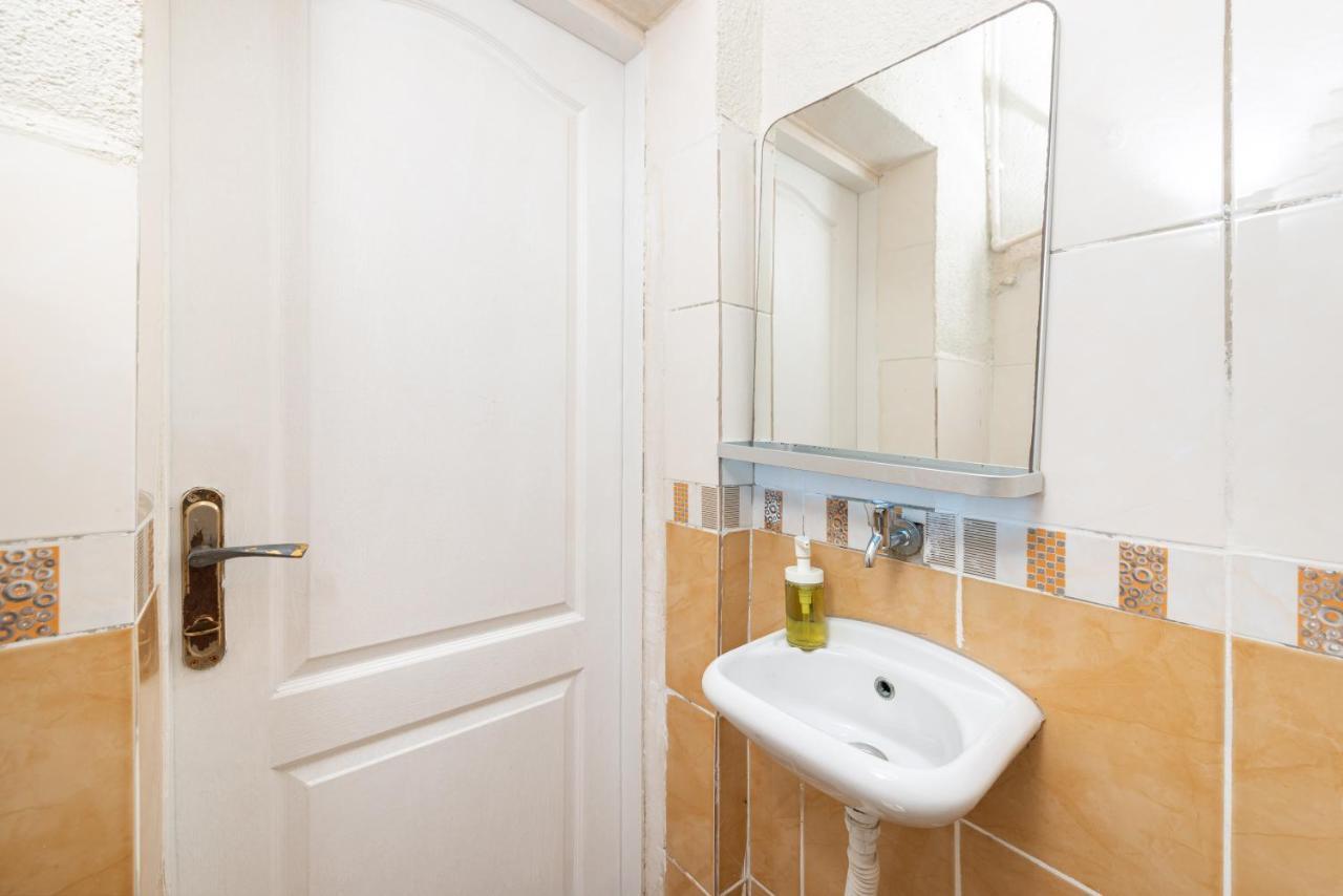 Nora Aparts Aparthotel Istanboel Buitenkant foto