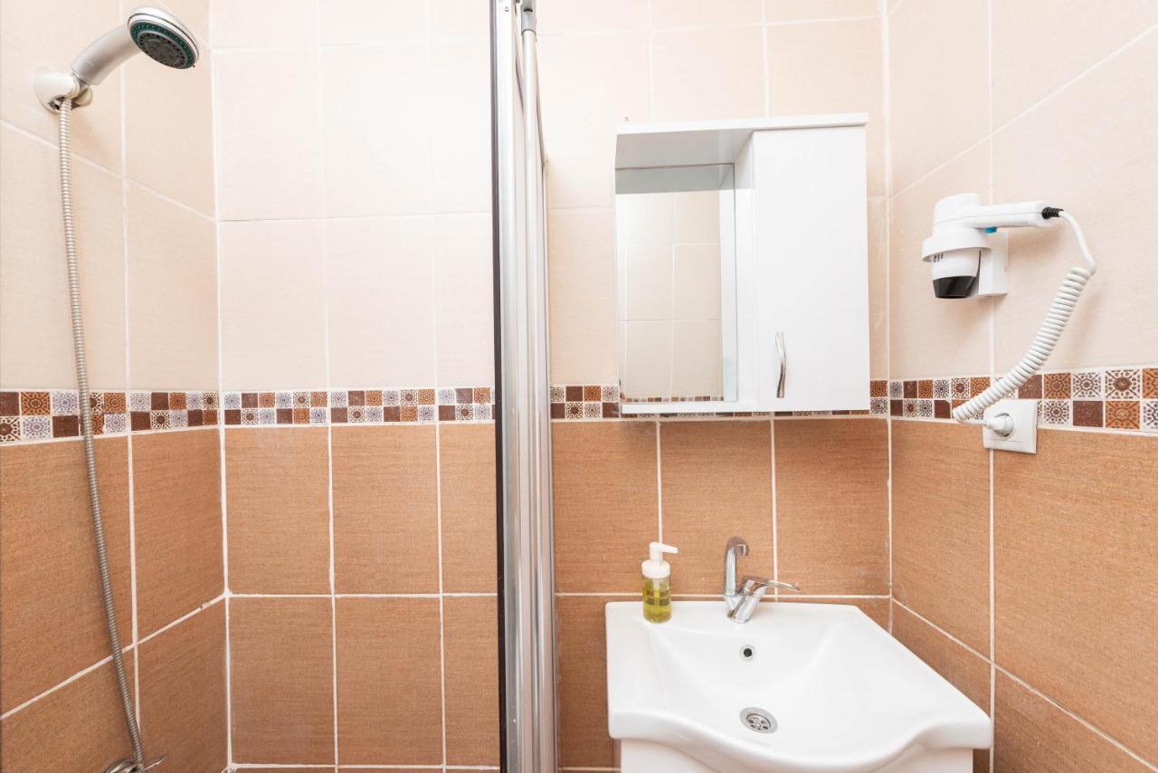 Nora Aparts Aparthotel Istanboel Buitenkant foto