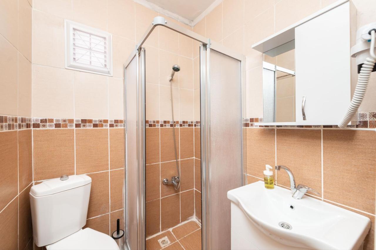 Nora Aparts Aparthotel Istanboel Buitenkant foto