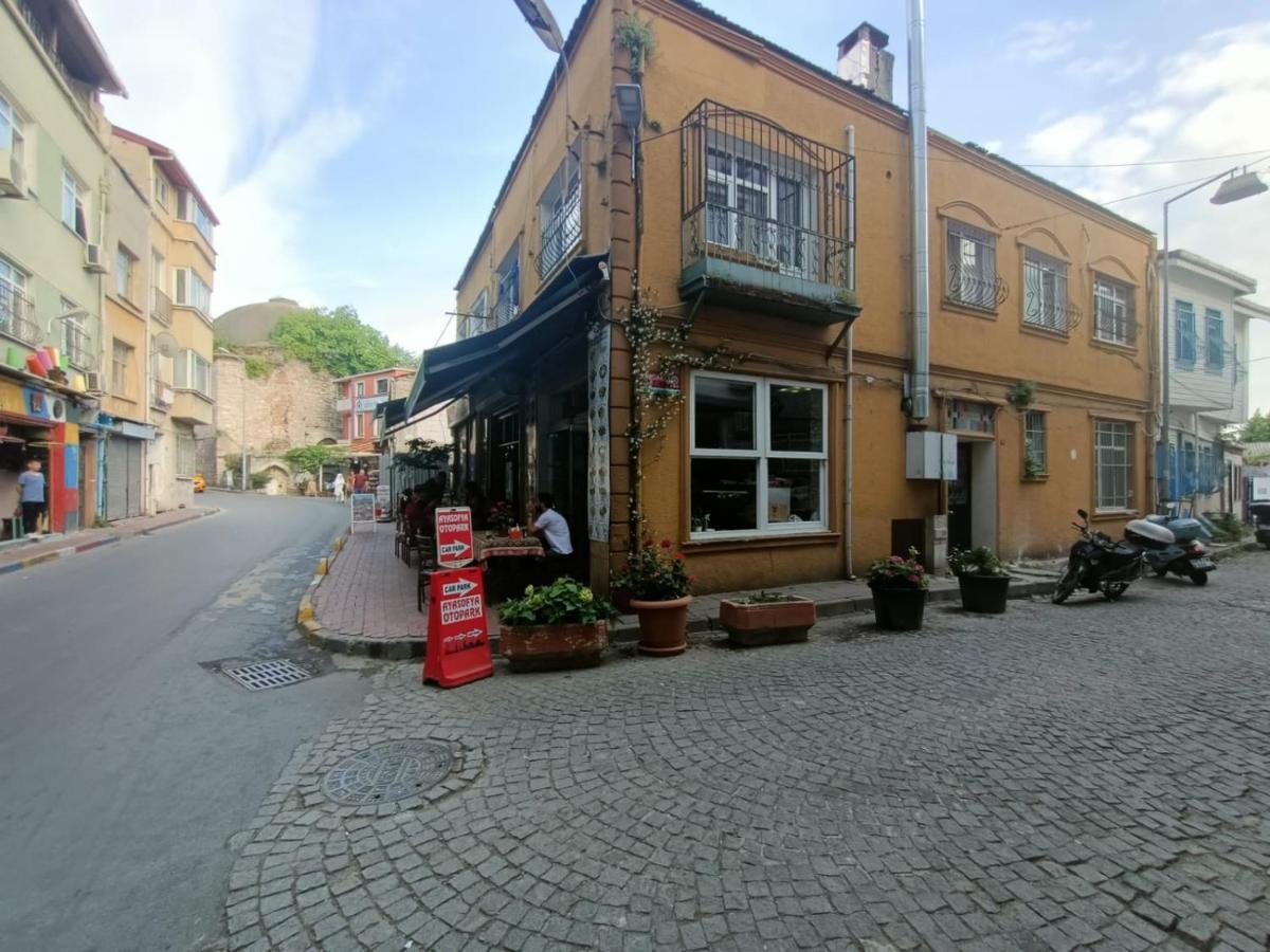 Nora Aparts Aparthotel Istanboel Buitenkant foto